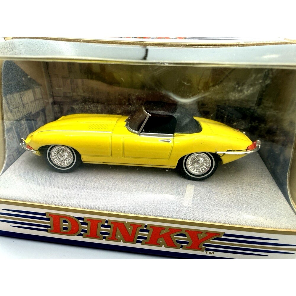 Matchbox DINKY DY-1B Yellow 1967 Jaguar E-type MK 1-1/2 - 1/43, Diecast, NIB